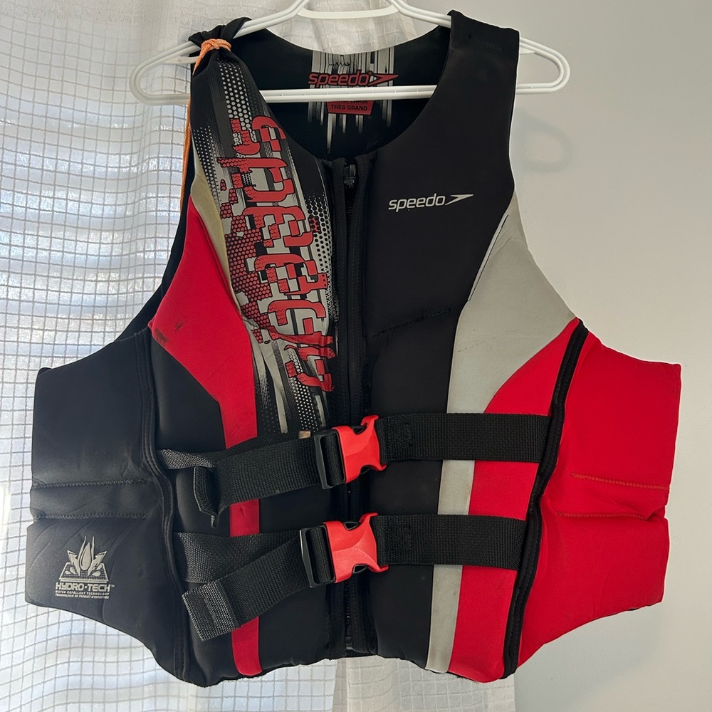 Speedo Life Vest